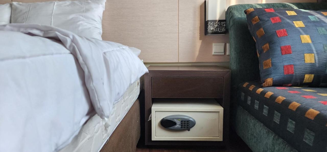 Apartemen Solo Paragon By Cariapartemen-Id Bonorejo Exteriör bild